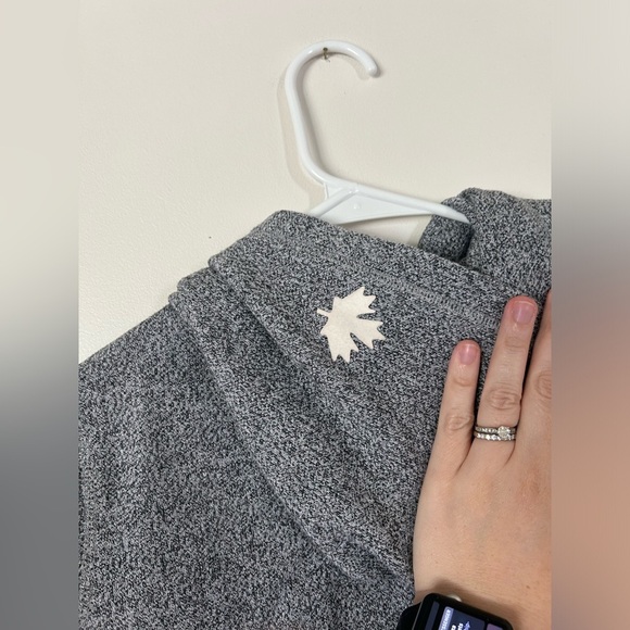 Roots Kids Hoodie Sweater - Picture 7 of 7